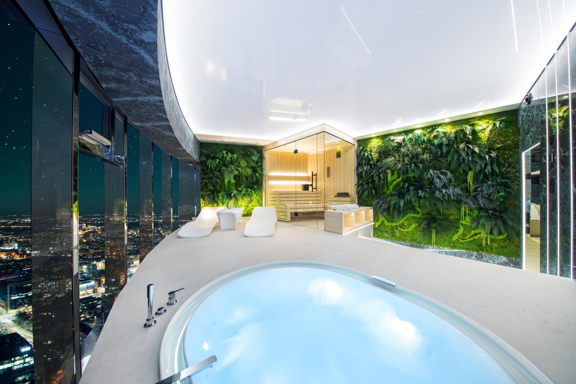 Sky Tower - 48 Pietro Penthousy Z Prywatna - Adult Only Apartament